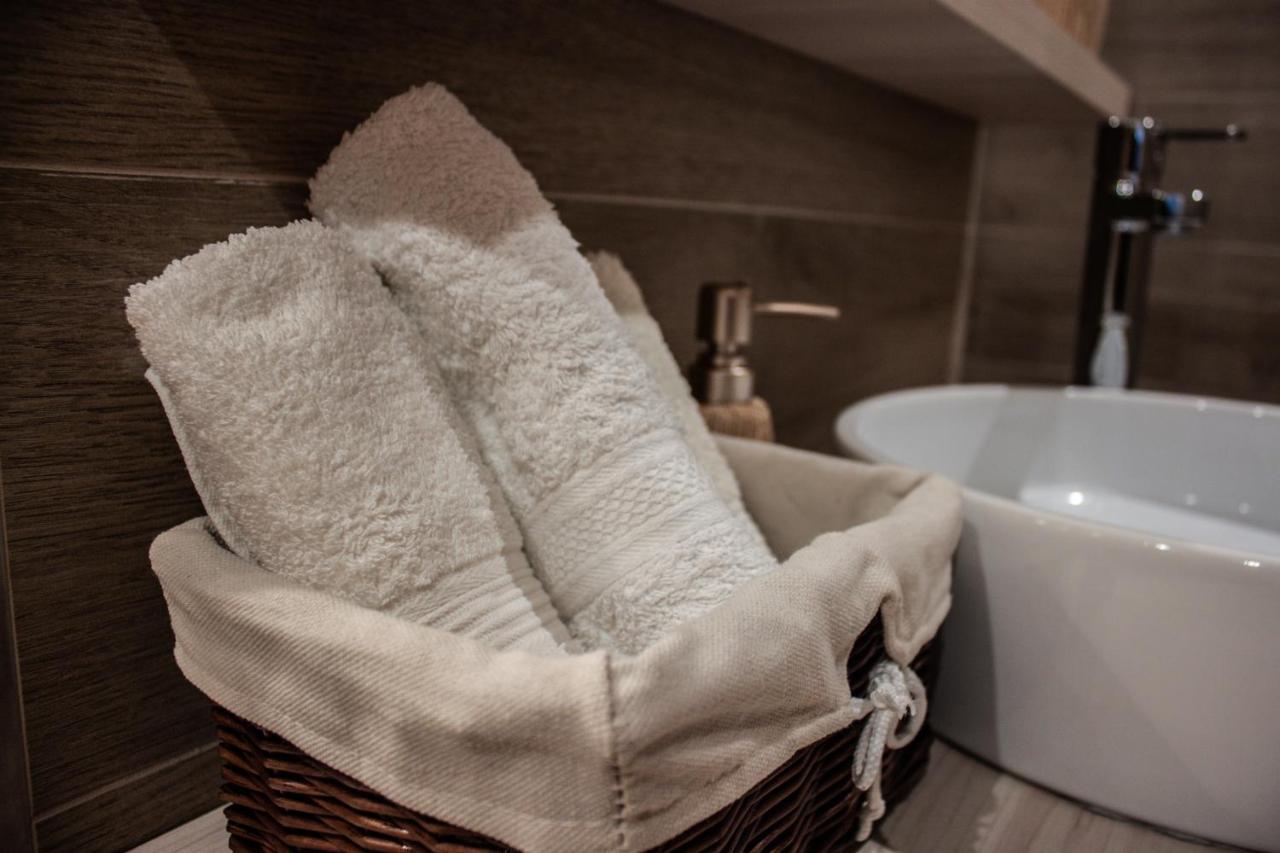 Eurocomfort Apartments Piatra Neamţ Dış mekan fotoğraf