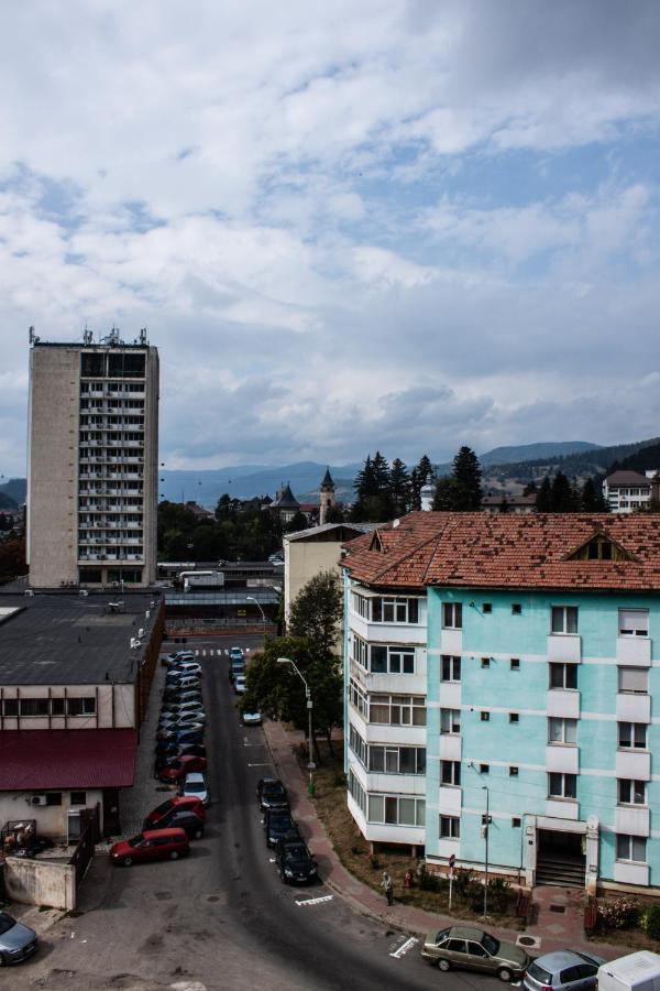Eurocomfort Apartments Piatra Neamţ Dış mekan fotoğraf